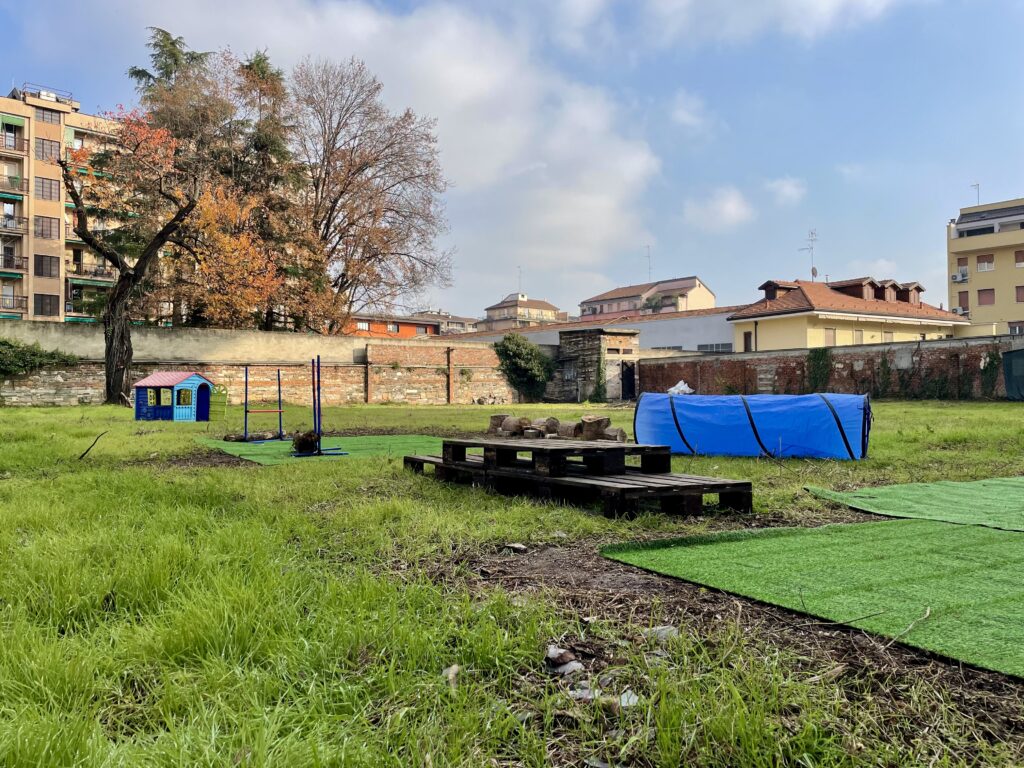 Dog City Garden 