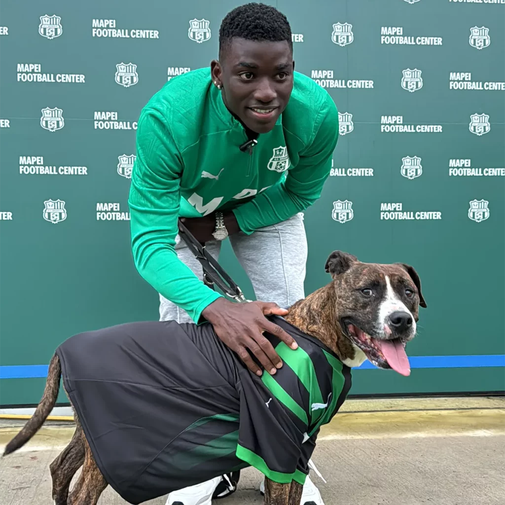 sassuolo calcio per i cani abbandonati di punto & virgola