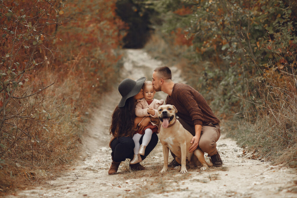 Perché il Cane è Diventato un Vero Membro della Famiglia: Il Potere del Legame Affettivo cane membro della famiglia